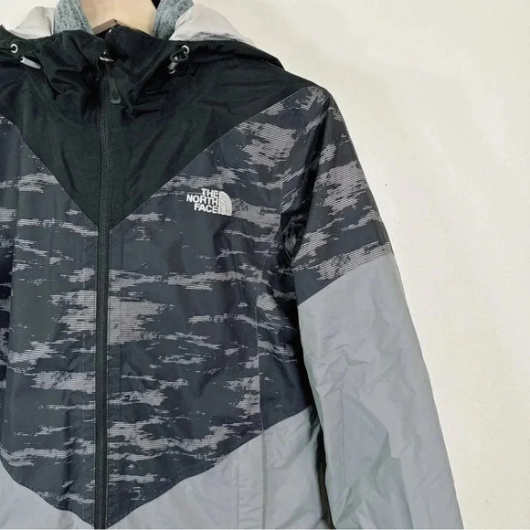 The North Face Women's Aryi  Three In One Triclimate Jacket Coat - Picture 7 of 16